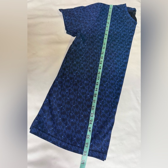 🛍️DALYDRESS Navy blue geometric print Men’s pullover size L. - Picture 12 of 12